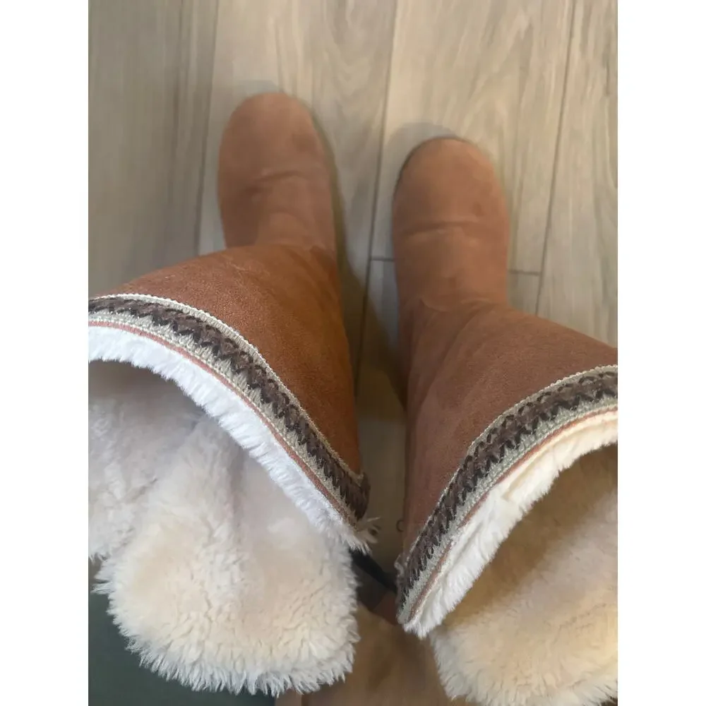 LAMO Madelyn Boots Womens Sz 8 Chestnut Suede Lace Up Back Sonoran Winter